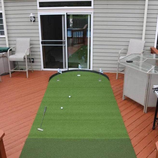 Big Moss 4'x15' Commander Patio Series Putting And Chipping Green