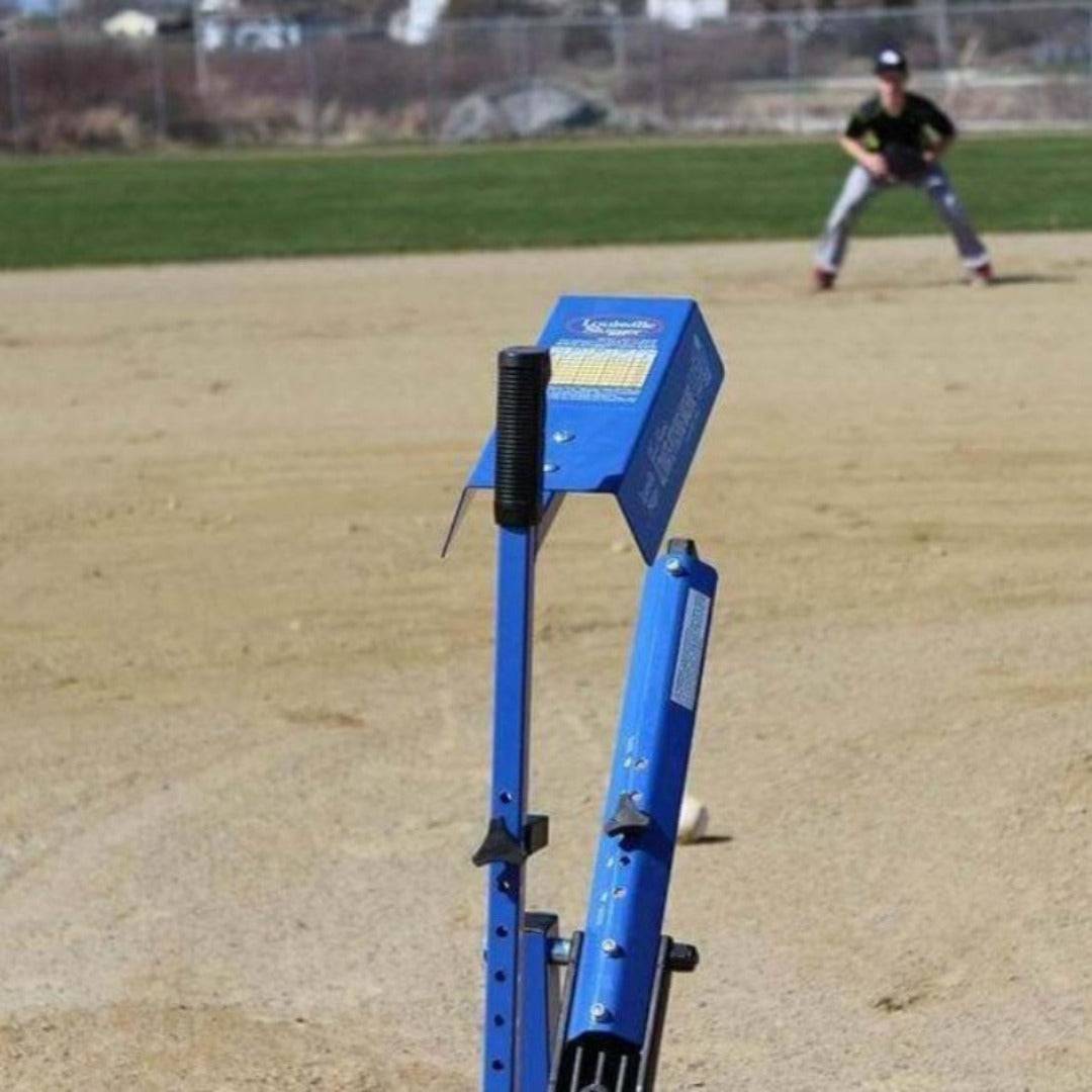 Used Louisville Slugger BLUE FLAME ULTIMATE PITCHING MACHINE Baseball and  Softball Training Aids Baseball and Softball Training Aids